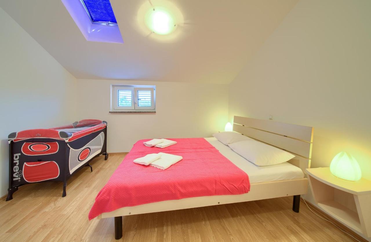Apartments Ivica Krk Island Šilo Dış mekan fotoğraf