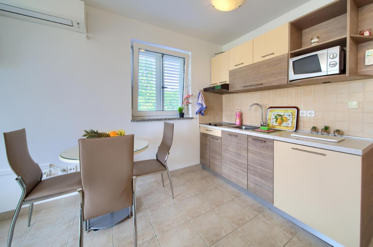 Apartments Ivica Krk Island Šilo Dış mekan fotoğraf