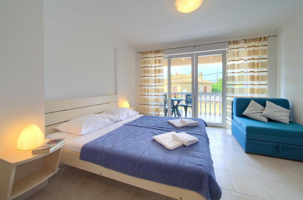 Apartments Ivica Krk Island Šilo Dış mekan fotoğraf