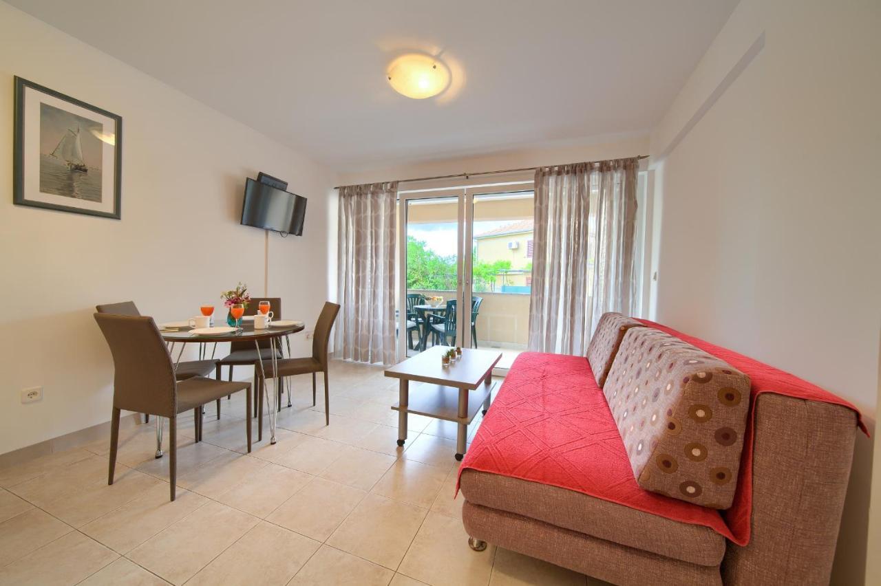 Apartments Ivica Krk Island Šilo Dış mekan fotoğraf